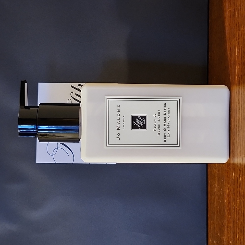 Jo Malone White & Black Peony & Blush Suede Body & Hand Lotion